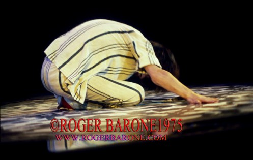 mick jagger crawls across the spectrum stage