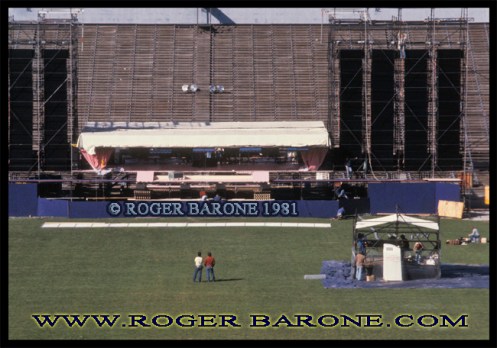 rolling stones stage jfk stadium