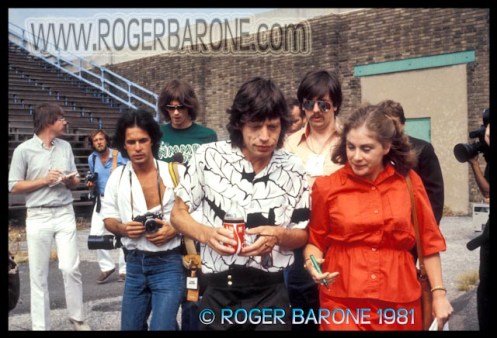 Rolling Stones Mick Jagger & Lisa Robinson JFK Stadium Philadelphia photo 8/26/81 © roger barone
