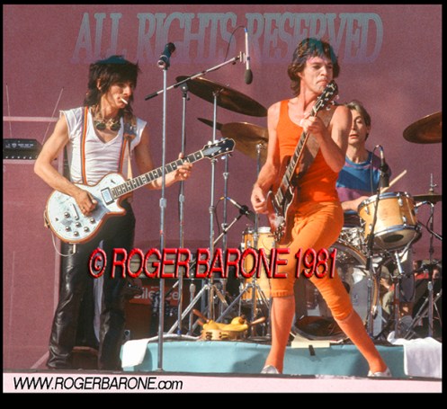 Ronnie Wood, left, and Mick Jagger of the Rolling Stones, JFK Stadium (927/81) photo © roger barone 1981
