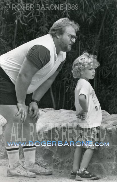 Mick Jagger's son, Jimmy, and Rolling Stones' body guard, Bob Bender at Philadelphia Zoo. August 29, 1989. photo: roger barone 1989