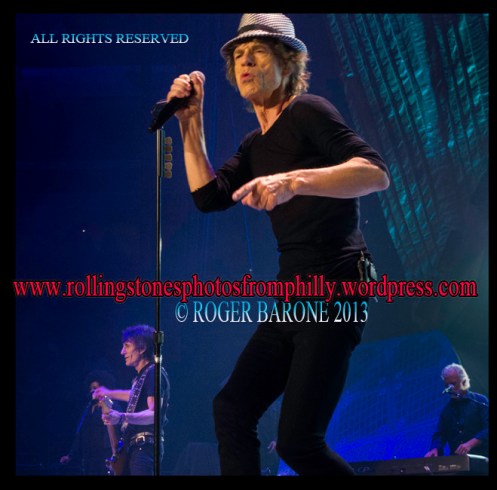 Mick Jagger Hounds Tooth Hat Wells Fargo Center Philly © Roger barone