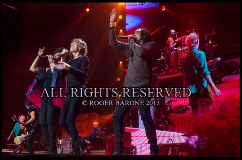 rolling stones singing Satisfaction at Wells Fargo Center. photo: © roger barone 2013