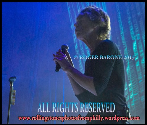 Mick Jagger silhouette Philly june 21, 2013 photo by roger barone