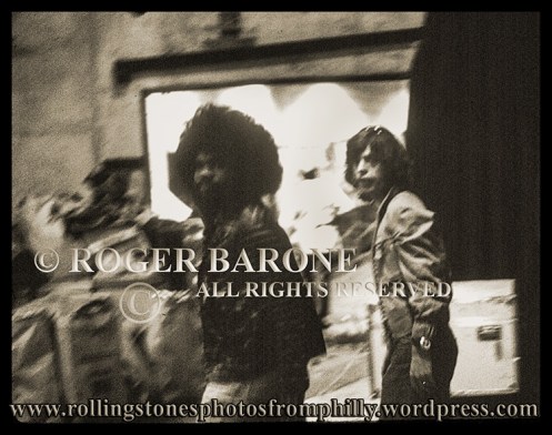 Mick Jagger and Billy Preston Rolling Stones backstage Spectrum Arena june 29, 1975 © roger barone
