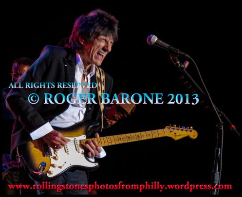 Rolling Stones guitarist Ronnie Wood performing in Atlantic City, April 21, 2012, photo by roger barone