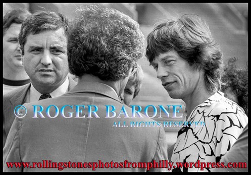Mick Jagger talks to Larry Magid at Rolling Stones JFK Stadium Press Conference..Aug 26, 1981. photo by roger barone